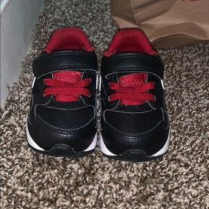 Baby shoes